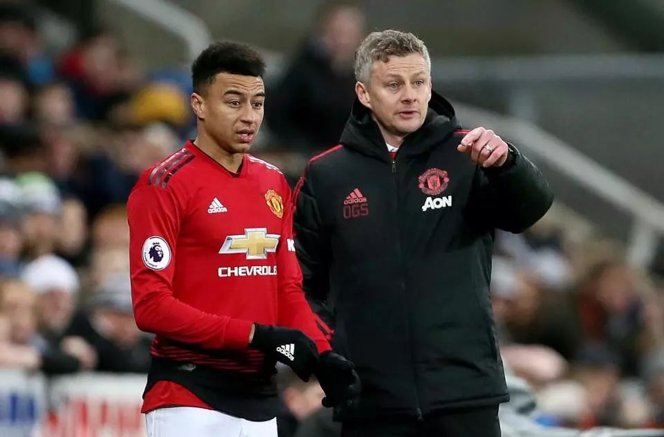 其中一个经 其中一个经